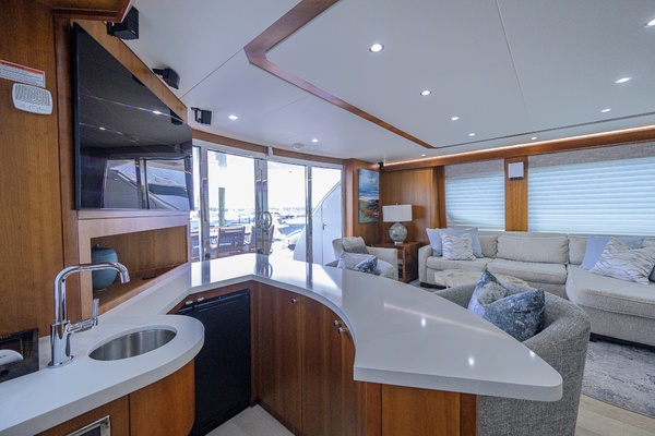 WENDY I 80ft Hatteras Yacht For Sale