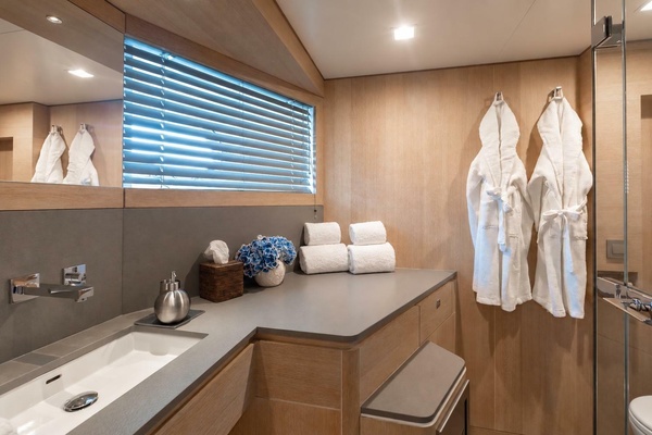 SANCTUARY 109ft Lynx Yacht For Sale
