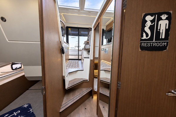 34ft Jeanneau Yacht For Sale