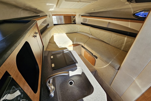 26ft Sea Ray Yacht For Sale