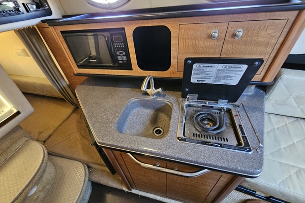 26ft Sea Ray Yacht For Sale