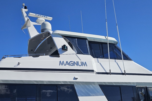 70ft Hatteras Yacht For Sale