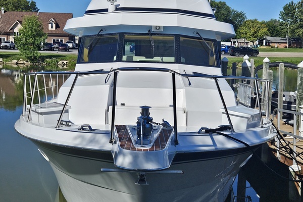 70ft Hatteras Yacht For Sale