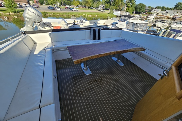 70ft Hatteras Yacht For Sale