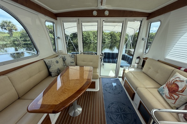 RUN THE GAMUT 37ft Back Cove Yacht For Sale