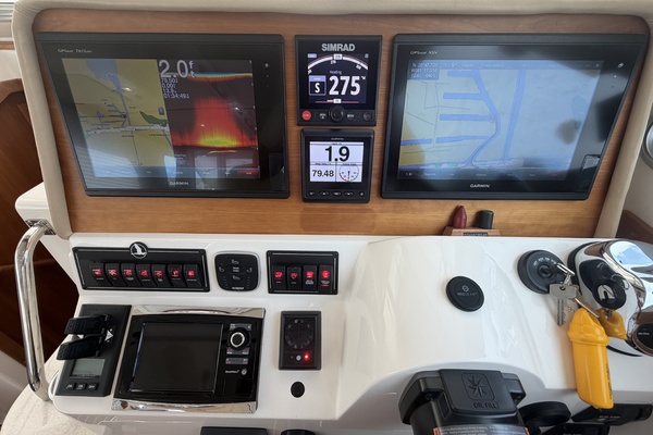 RUN THE GAMUT 37ft Back Cove Yacht For Sale