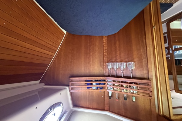 RUN THE GAMUT 37ft Back Cove Yacht For Sale