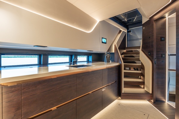 GOOD ENERGY 70ft Vanquish Yachts Yacht For Sale