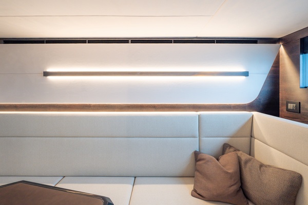 GOOD ENERGY 70ft Vanquish Yachts Yacht For Sale