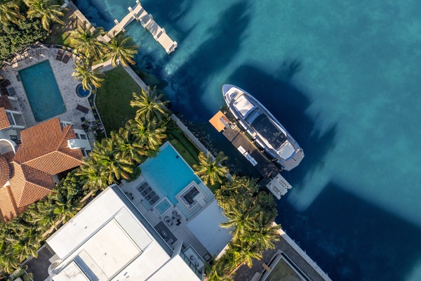 GOOD ENERGY 70ft Vanquish Yachts Yacht For Sale