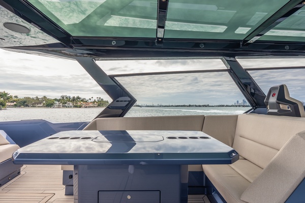 GOOD ENERGY 70ft Vanquish Yachts Yacht For Sale