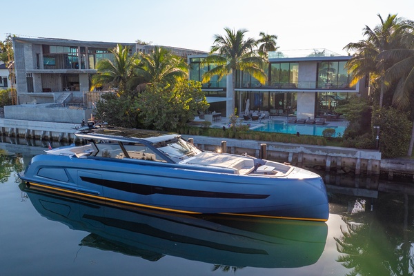 GOOD ENERGY 70ft Vanquish Yachts Yacht For Sale