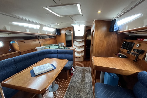 38ft Jeanneau Yacht For Sale