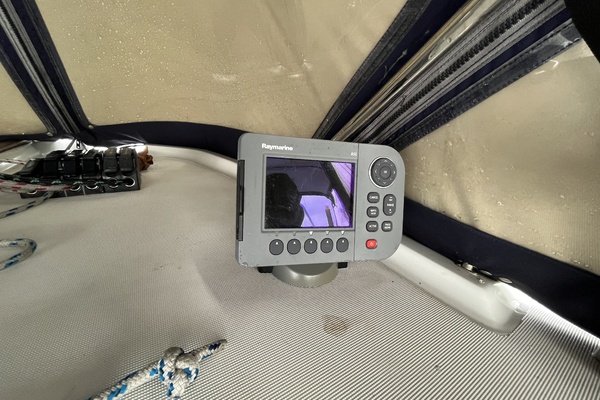 38ft Jeanneau Yacht For Sale
