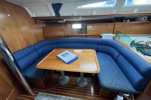 38ft Jeanneau Yacht For Sale