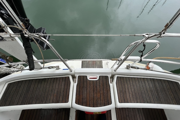 38ft Jeanneau Yacht For Sale