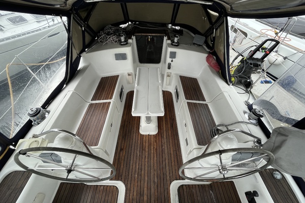 38ft Jeanneau Yacht For Sale
