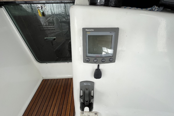 38ft Jeanneau Yacht For Sale