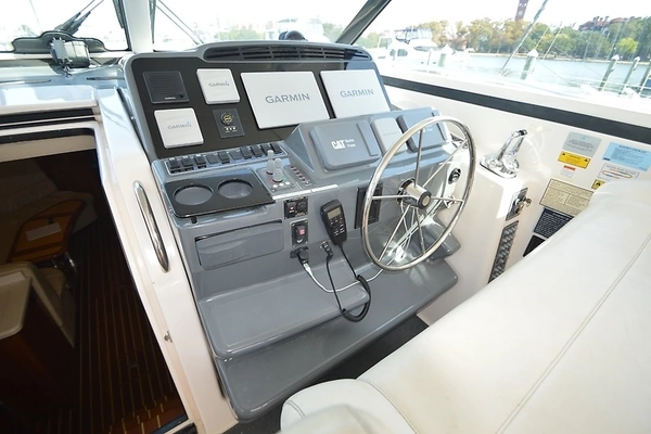 Tiara Yachts 4400 Sovran Yacht For Sale