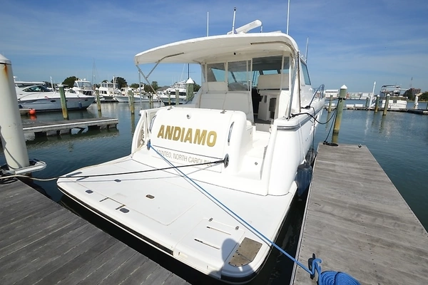 Tiara Yachts 4400 Sovran Yacht For Sale