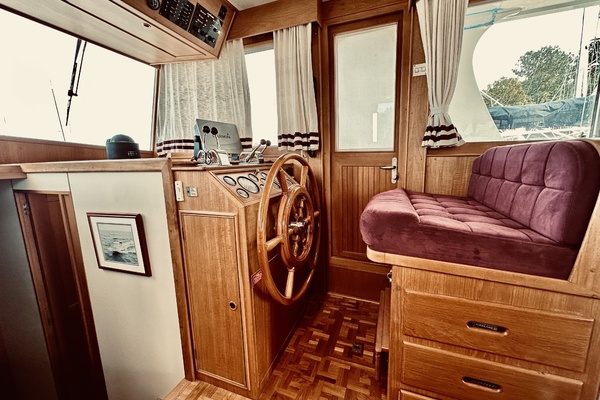 Summer Wind 46ft Grand Banks Yacht For Sale