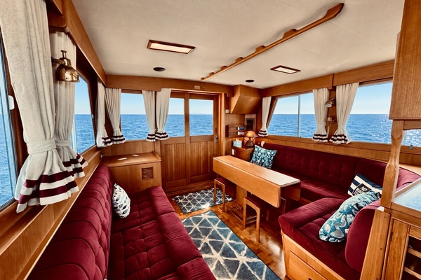 Summer Wind 46ft Grand Banks Yacht For Sale