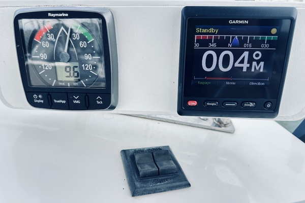 Summer Wind 46ft Grand Banks Yacht For Sale