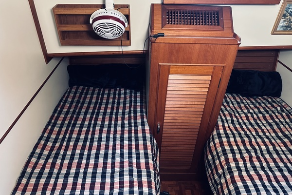 Summer Wind 46ft Grand Banks Yacht For Sale