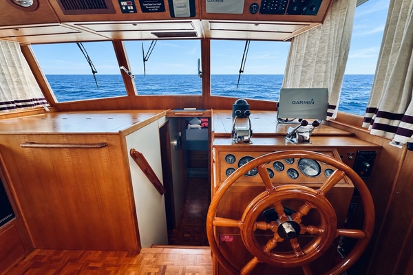 Summer Wind 46ft Grand Banks Yacht For Sale