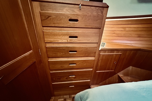 Summer Wind 46ft Grand Banks Yacht For Sale