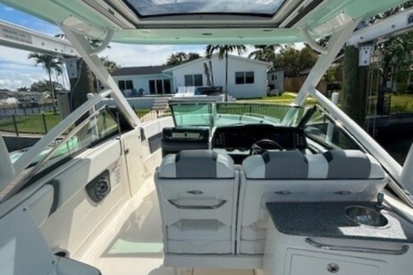 28ft Chaparral Yacht For Sale