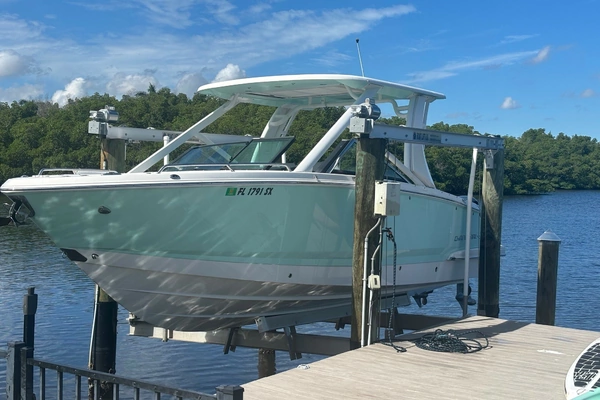28-ft-Chaparral-2021-28 OSX- St Petersburg Florida United States  yacht for sale