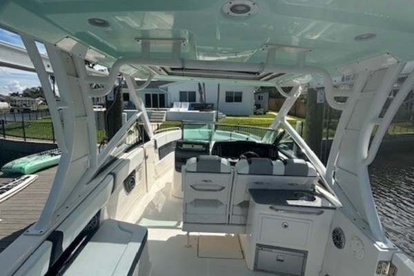 28ft Chaparral Yacht For Sale