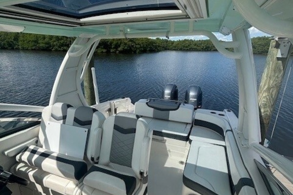 28ft Chaparral Yacht For Sale