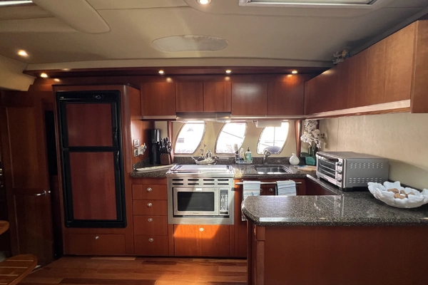 Sea Ray 48 Sundancer Yacht For Sale