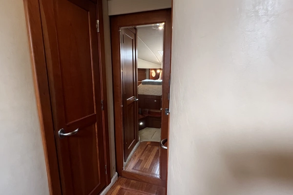 Sea Ray 48 Sundancer Yacht For Sale
