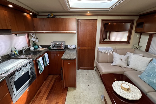 51ft Sea Ray Yacht For Sale
