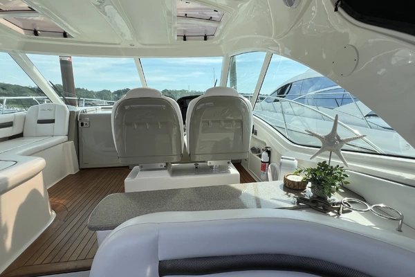 Sea Ray 48 Sundancer Yacht For Sale
