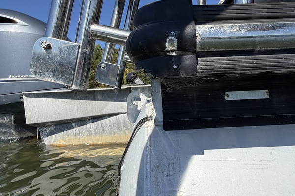 24ft Starcraft Yacht For Sale