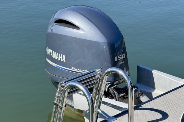 24ft Starcraft Yacht For Sale