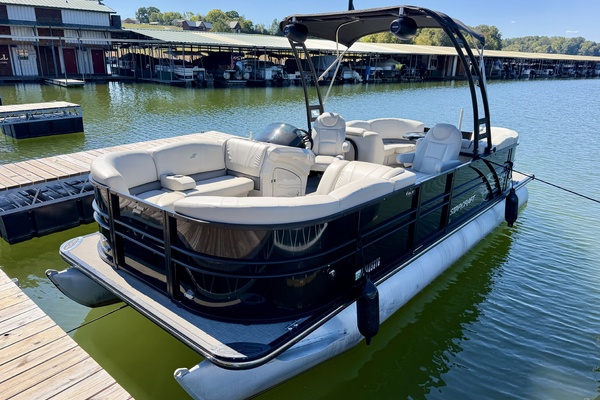 24ft Starcraft Yacht For Sale