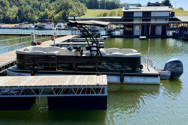 24ft Starcraft Yacht For Sale