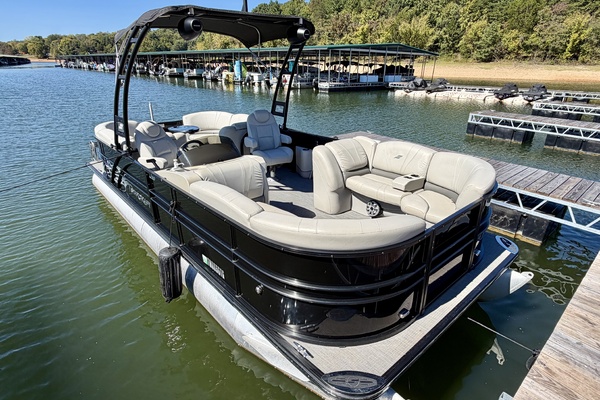 24ft Starcraft Yacht For Sale