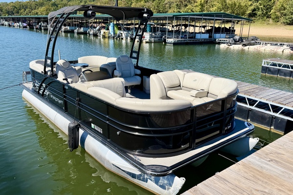 24ft Starcraft Yacht For Sale