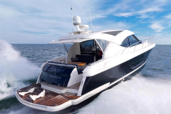 Riviera 4400 Sport Yacht Yacht For Sale