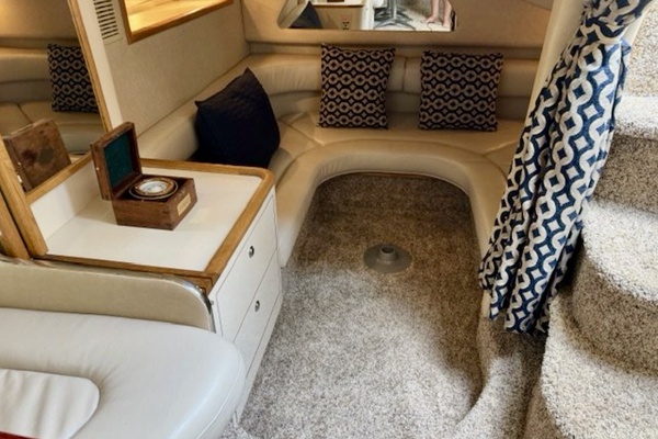 37ft Sea Ray Yacht For Sale