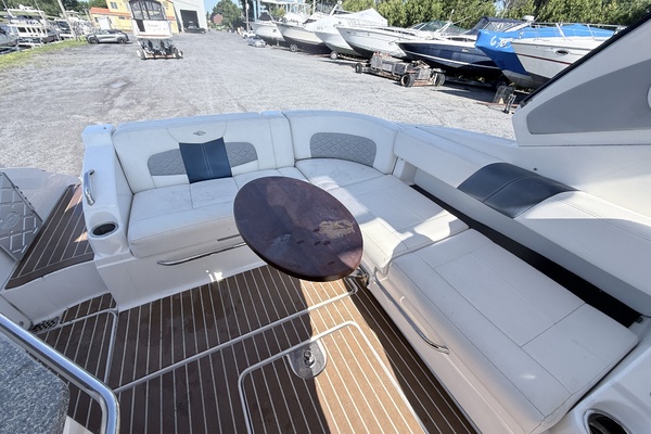 32ft Chaparral Yacht For Sale