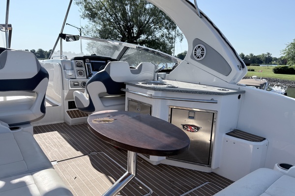 32ft Chaparral Yacht For Sale