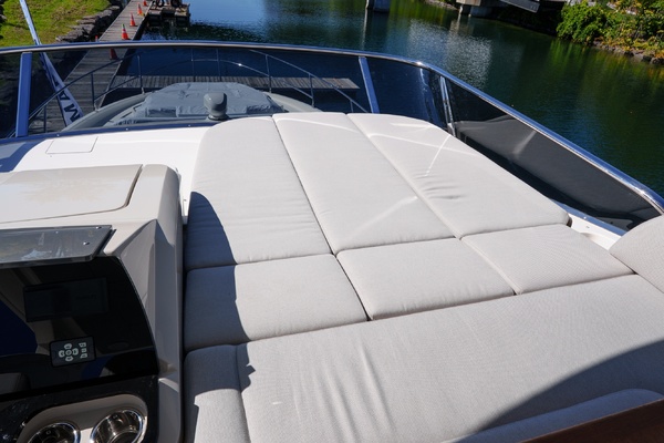 52ft Absolute Yacht For Sale