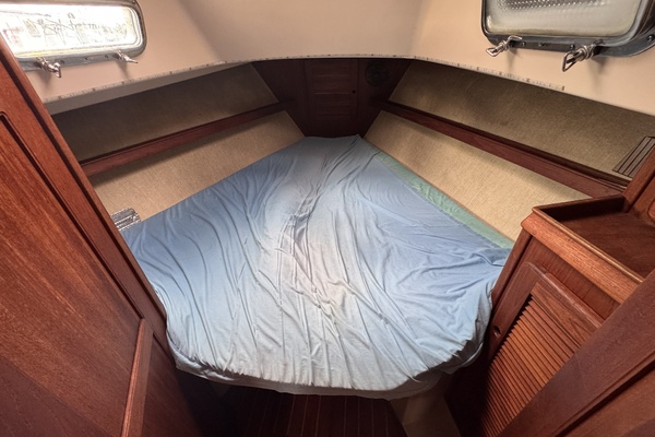32ft Island Packet Yacht For Sale